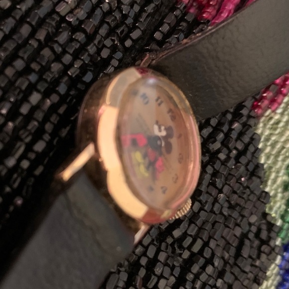 Watch - Picture 5 of 5